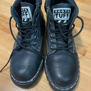 Roots tuff boots. Size 7